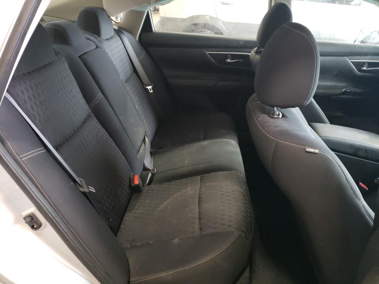 Photo 6 from auction – 2017 NISSAN ALTIMA 2.5 with VIN 1N4AL3AP4HC271121