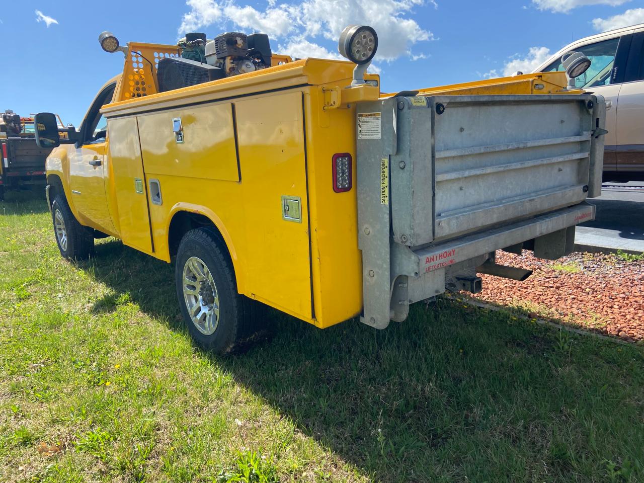 Photo 3 from auction – 2013 CHEVROLET SILVERADO with VIN 1GB0CVCG1DF197653