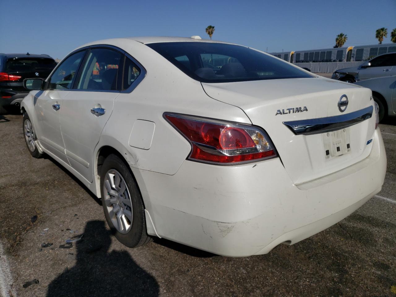 Photo 3 from auction – 2014 NISSAN ALTIMA 2.5 with VIN 1N4AL3APXEN233991