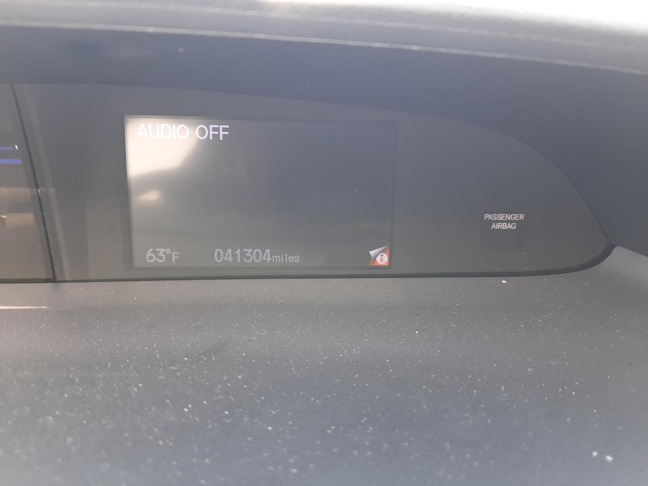 Photo 8 from auction – 2014 HONDA CIVIC LX with VIN 19XFB2F5XEE019950