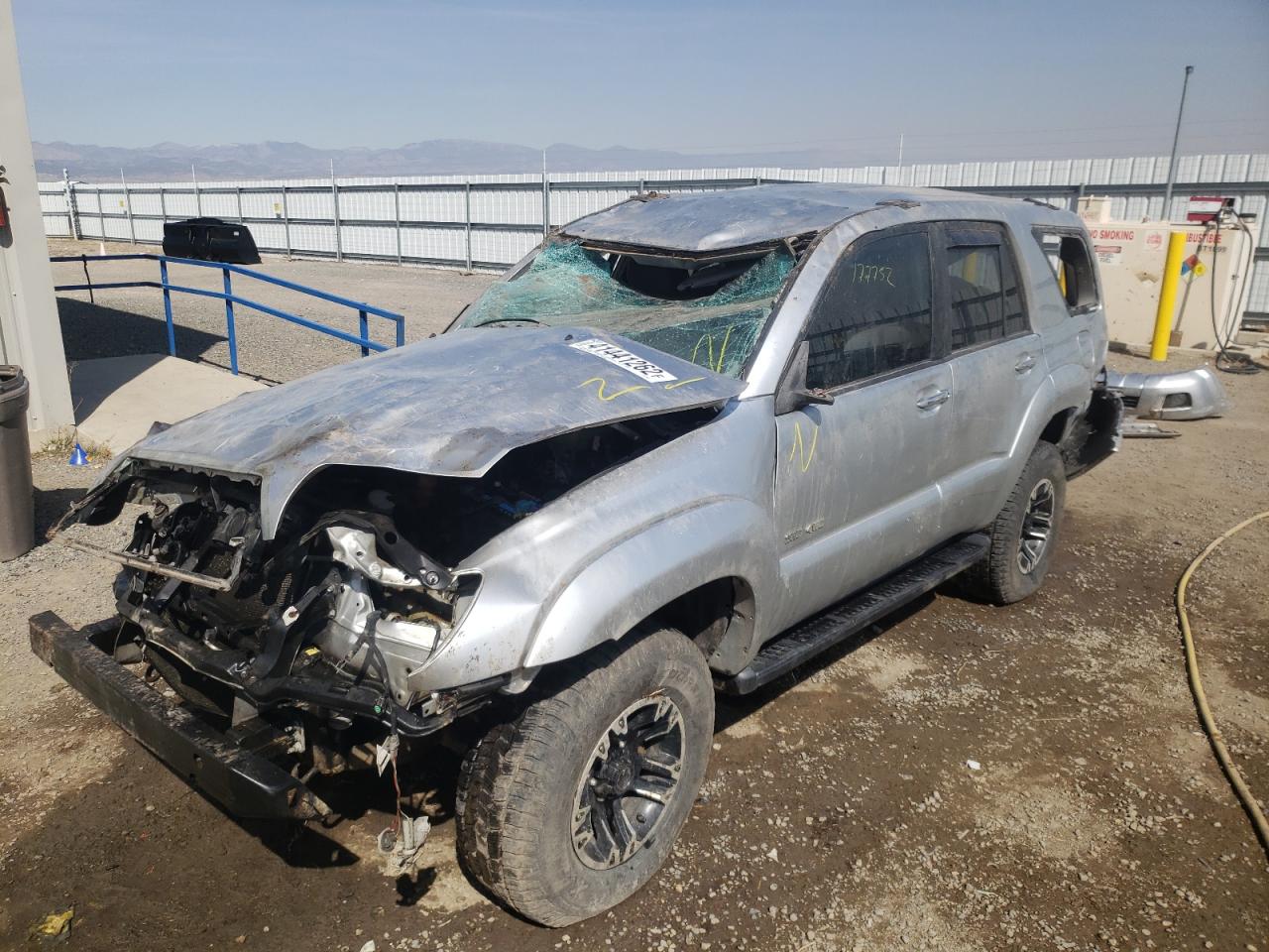 Photo 2 from auction – 2008 TOYOTA 4RUNNER SR with VIN JTEBU14R38K005863