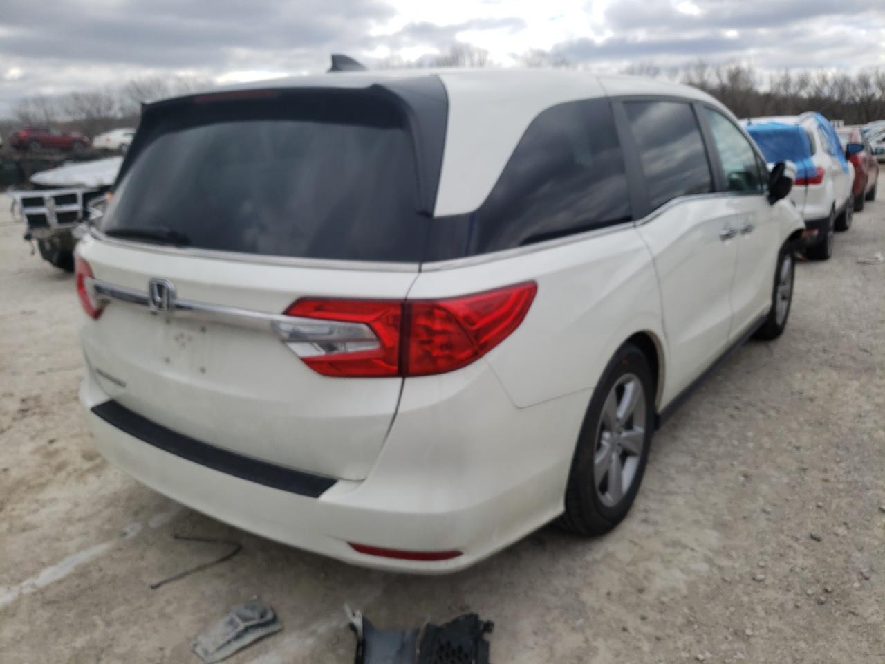 Photo 4 from auction – 2018 HONDA ODYSSEY EX with VIN 5FNRL6H56JB013873