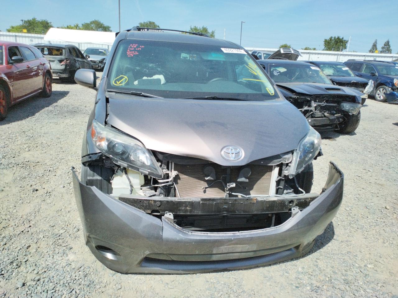 Photo 9 from auction – 2013 TOYOTA SIENNA SPO with VIN 5TDXK3DC2DS306019