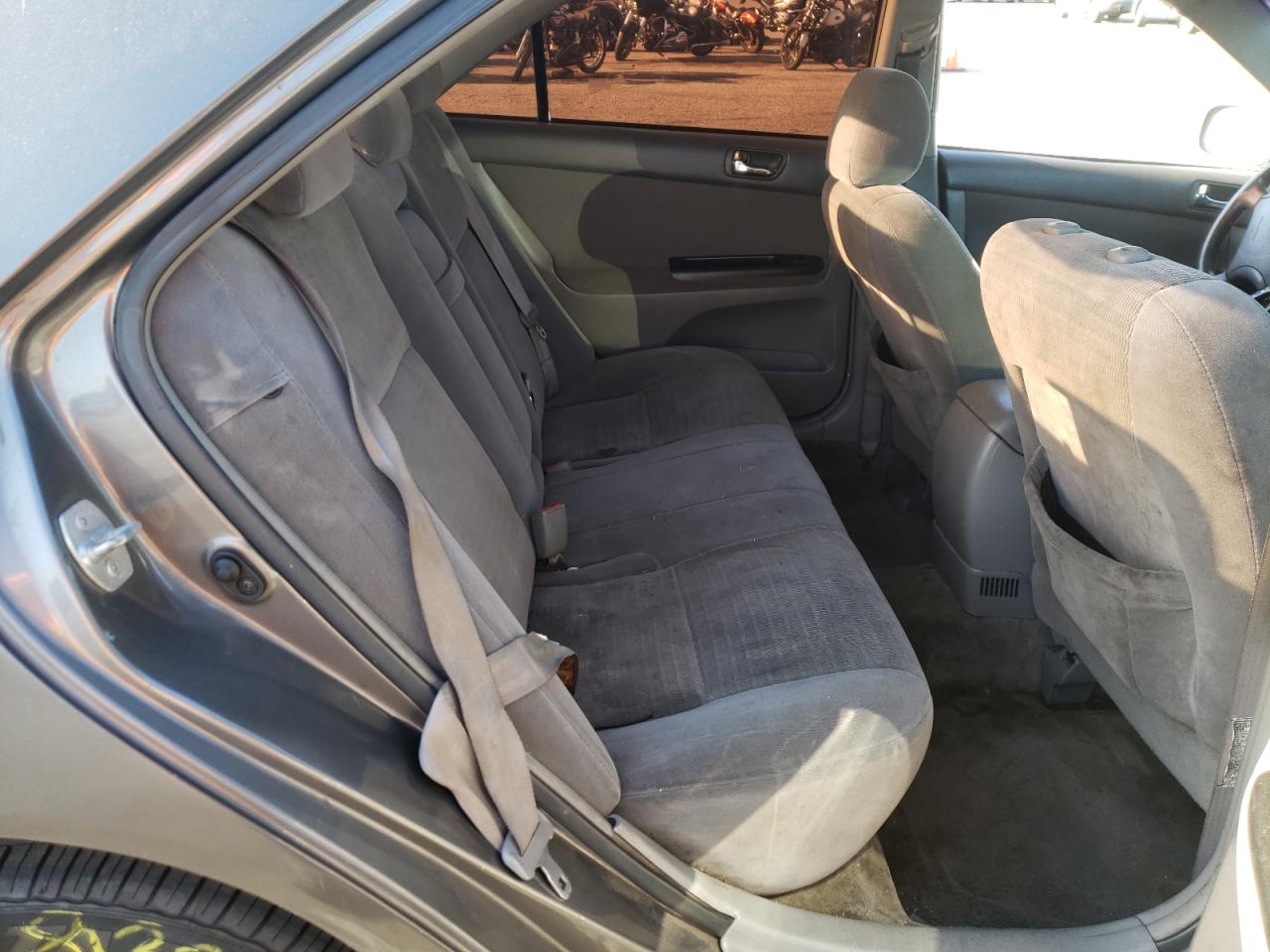 Photo 6 from auction – 2006 TOYOTA CAMRY LE with VIN 4T1BE32K06U704223