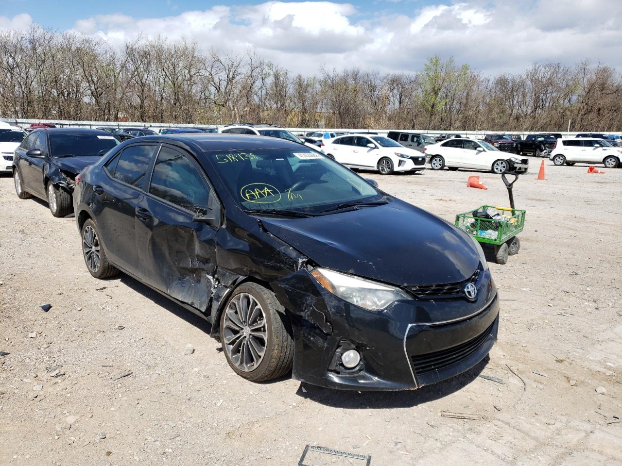 TOYOTA COROLLA L 2016 with VIN 5YFBURHE8GP518438 - Photo from auction
