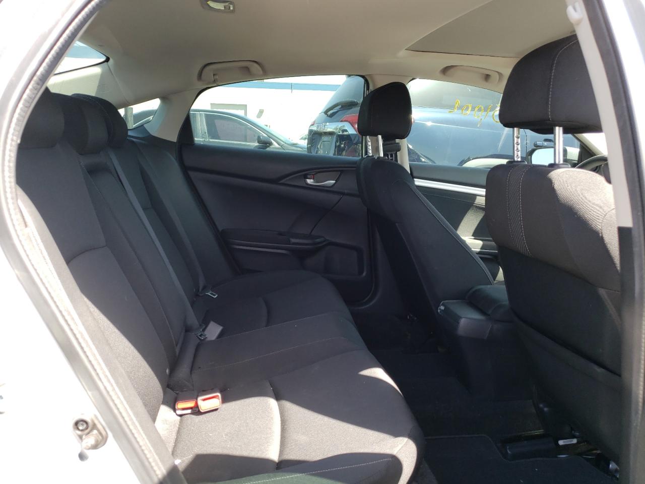 Photo 6 from auction – 2016 HONDA CIVIC EX with VIN 2HGFC2F79GH560673