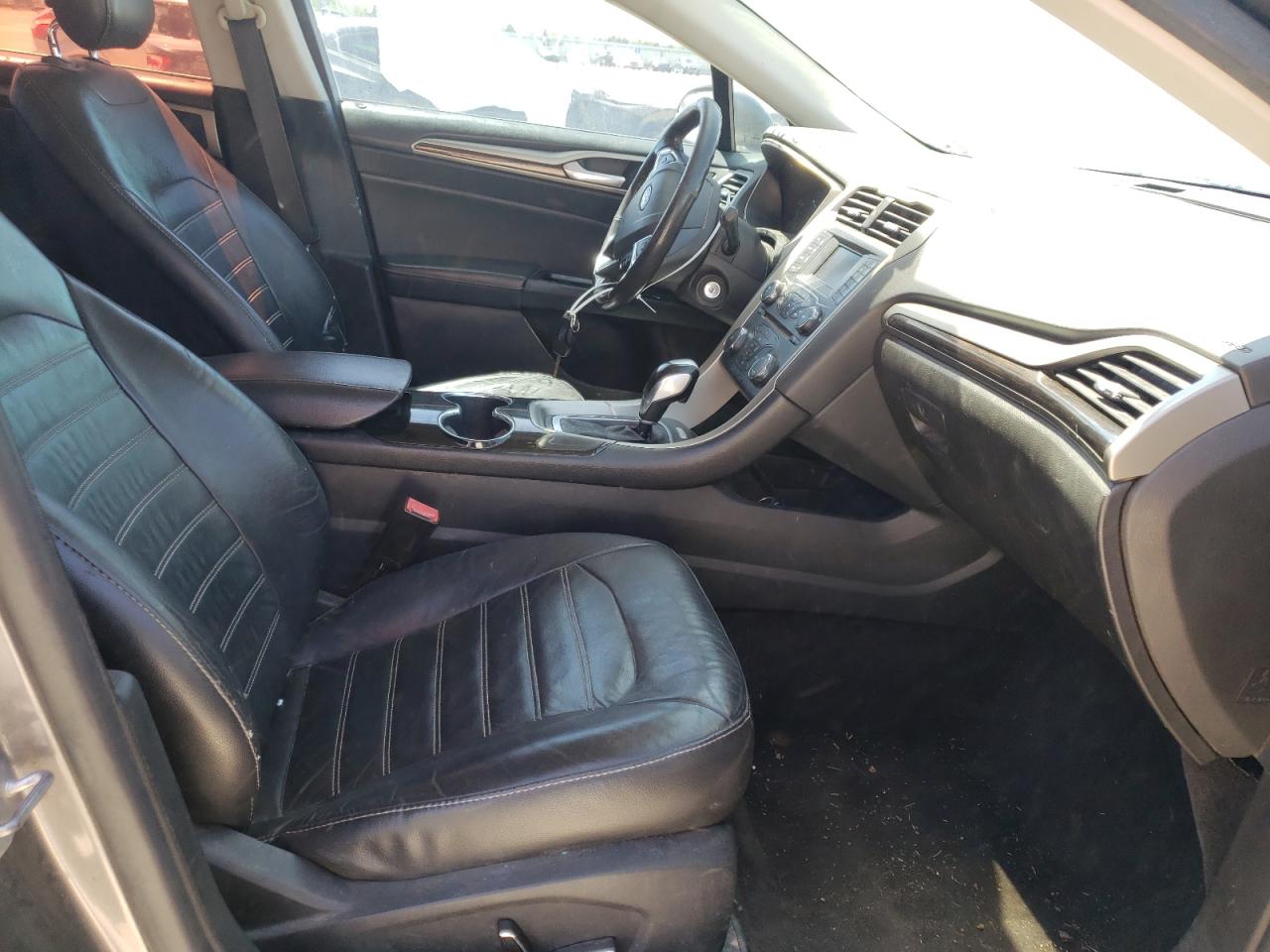 Photo 5 from auction – 2014 FORD FUSION SE with VIN 3FA6P0HD3ER220954