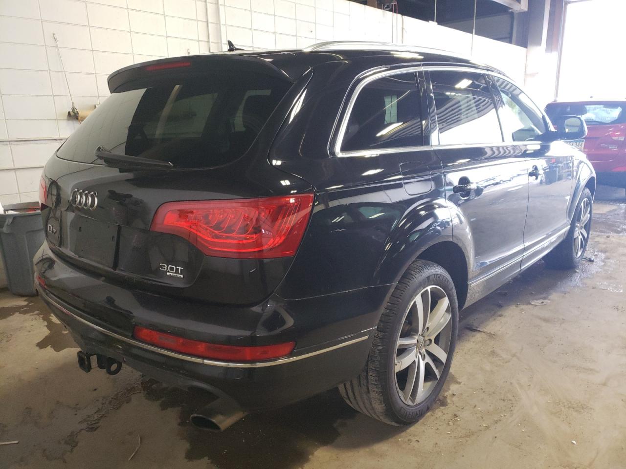 Photo 4 from auction – 2015 AUDI Q7 PREMIUM with VIN WA1LGAFE0FD026255