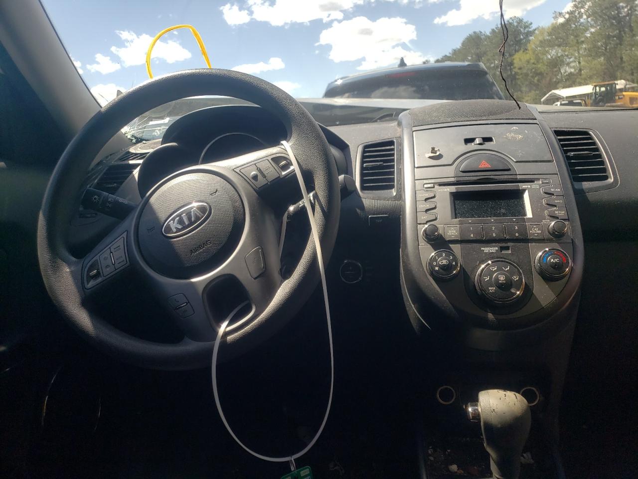 Photo 9 from auction – 2010 KIA SOUL + with VIN KNDJT2A23A7165525