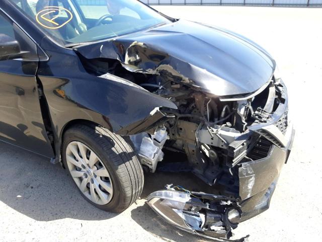 Photo 9 from auction – 2017 NISSAN SENTRA S with VIN 3N1AB7AP3HL664071