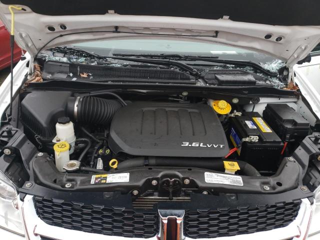 Photo 7 from auction – 2017 DODGE GRAND CARA with VIN 2C4RDGBGXHR547910