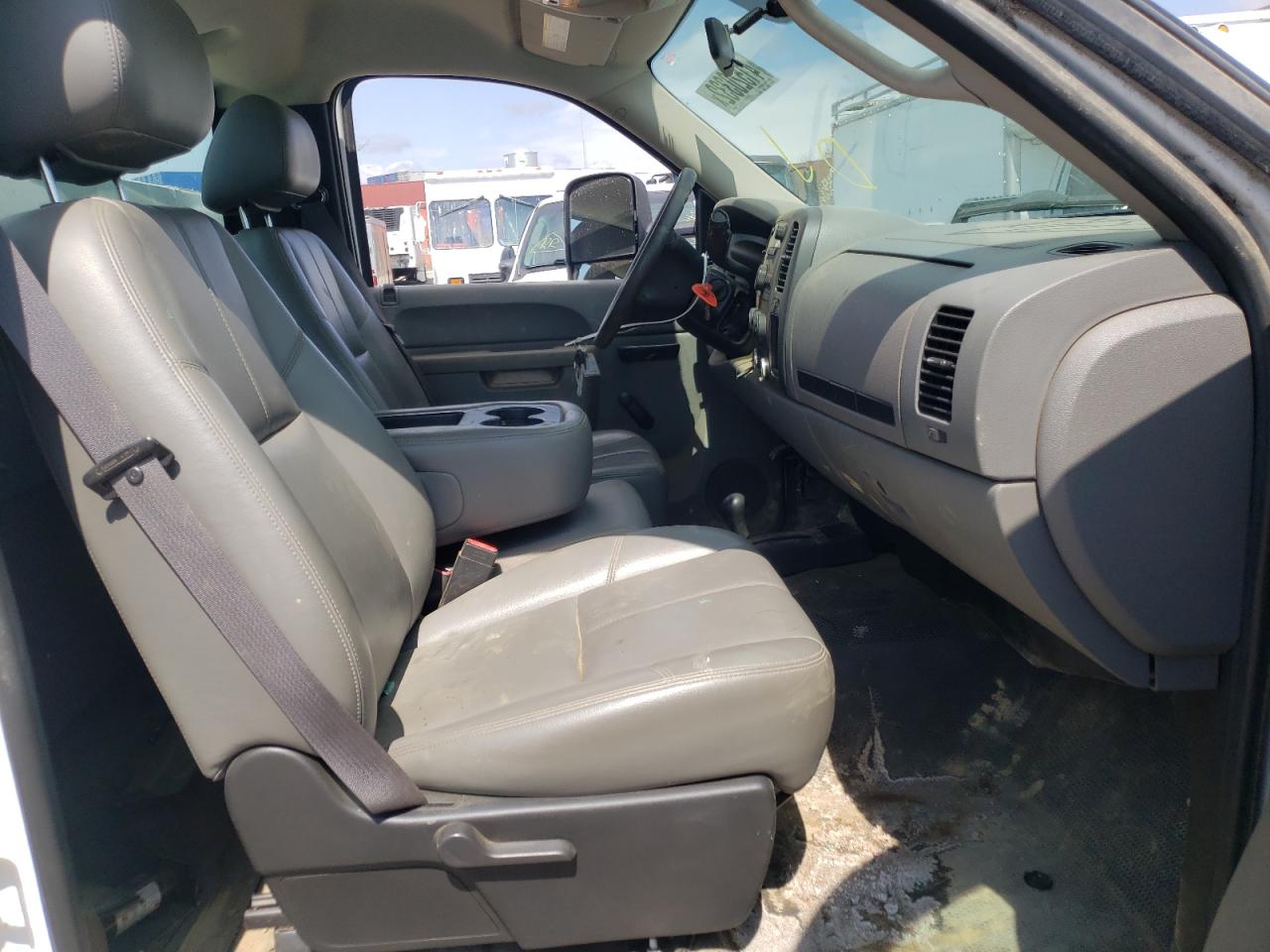 Photo 5 from auction – 2011 CHEVROLET SILVERADO with VIN 1GB0KVCG6BF174126