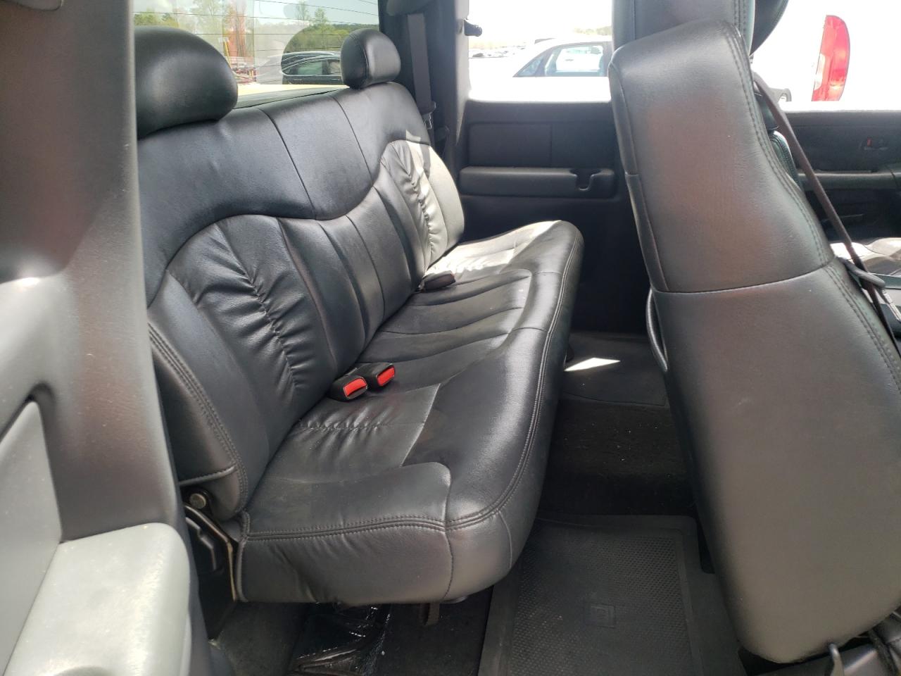 Photo 6 from auction – 1999 CHEVROLET SILVERADO with VIN 2GCEC19TXX1278113