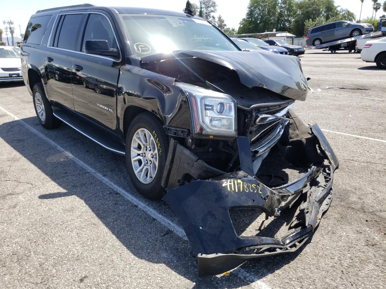 Photo 1 from auction – 2016 GMC YUKON DENA with VIN 1GKS1GKC3GR305900