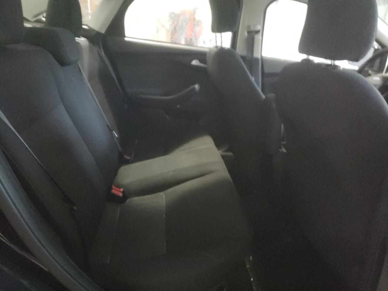 Photo 6 from auction – 2015 FORD FOCUS SE with VIN 1FADP3F24FL378083