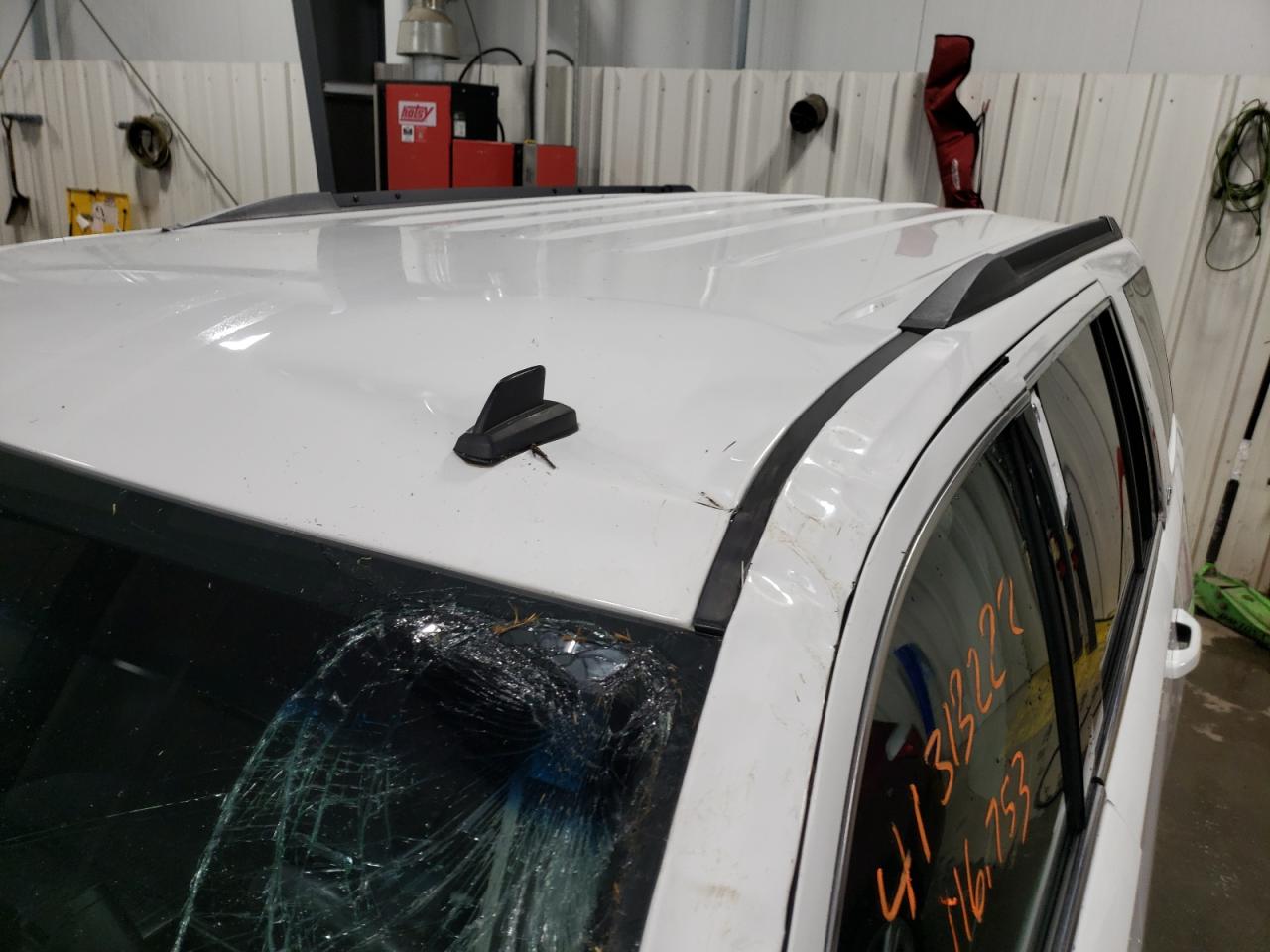 Photo 9 from auction – 2015 GMC YUKON SLE with VIN 1GKS2AKC1FR125498