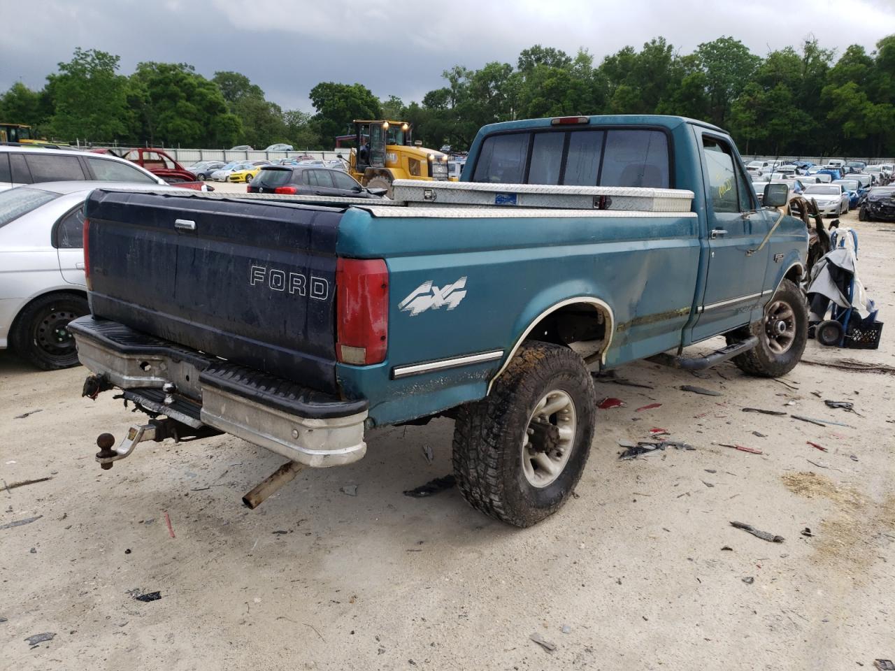 Photo 4 from auction – 1995 FORD F250 with VIN 2FTHF26H0SCA76937