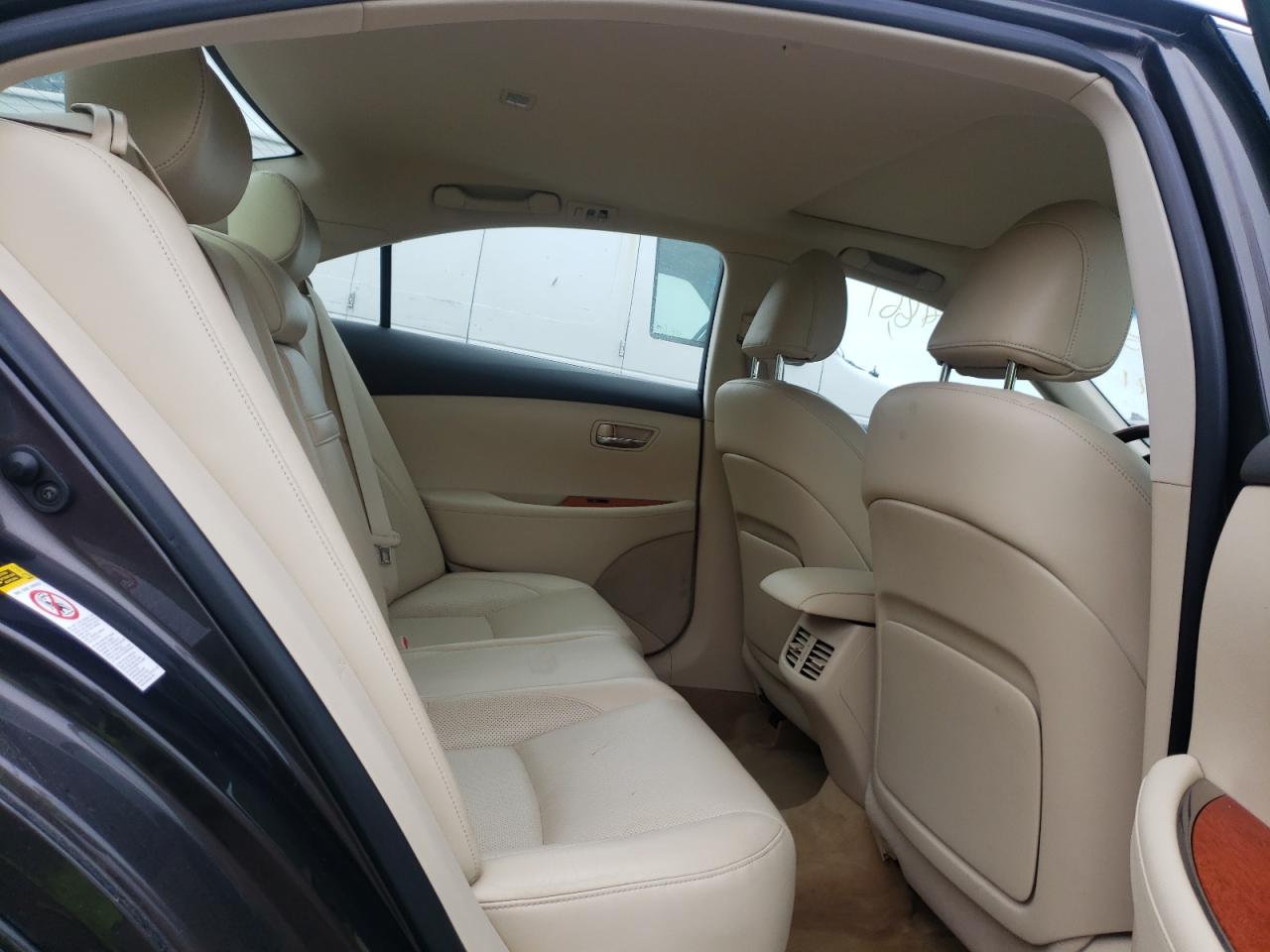 Photo 6 from auction – 2010 LEXUS ES 350 with VIN JTHBK1EG5A2385171