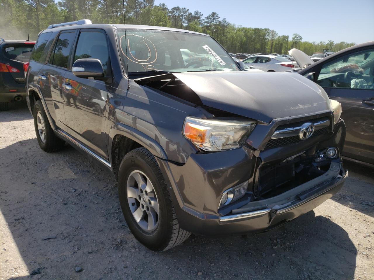 TOYOTA 4RUNNER SR 2010 with VIN JTEZU5JR5A5013218 - Photo from auction