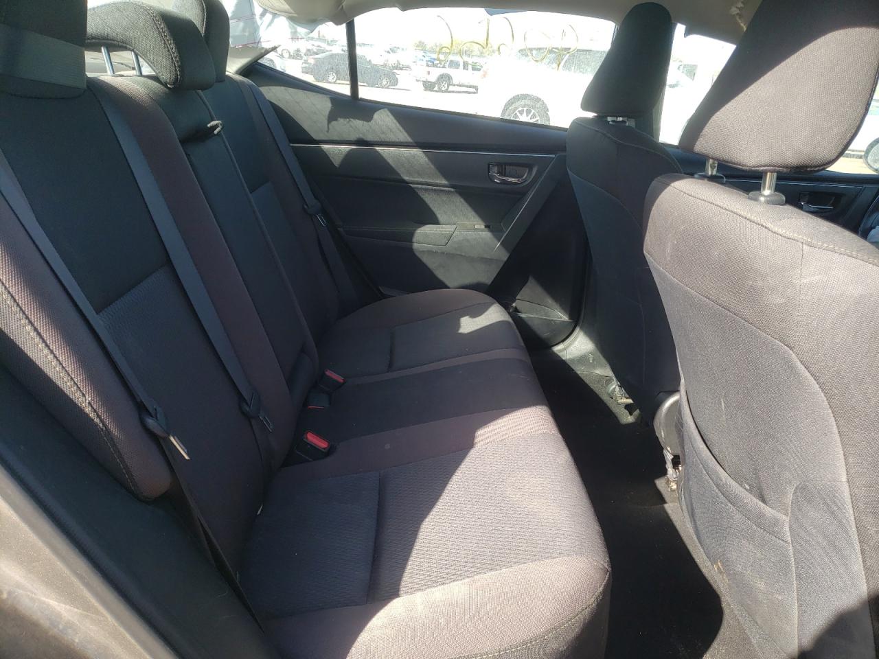 Photo 6 from auction – 2017 TOYOTA COROLLA LE with VIN 2T1BPRHE2HC815259