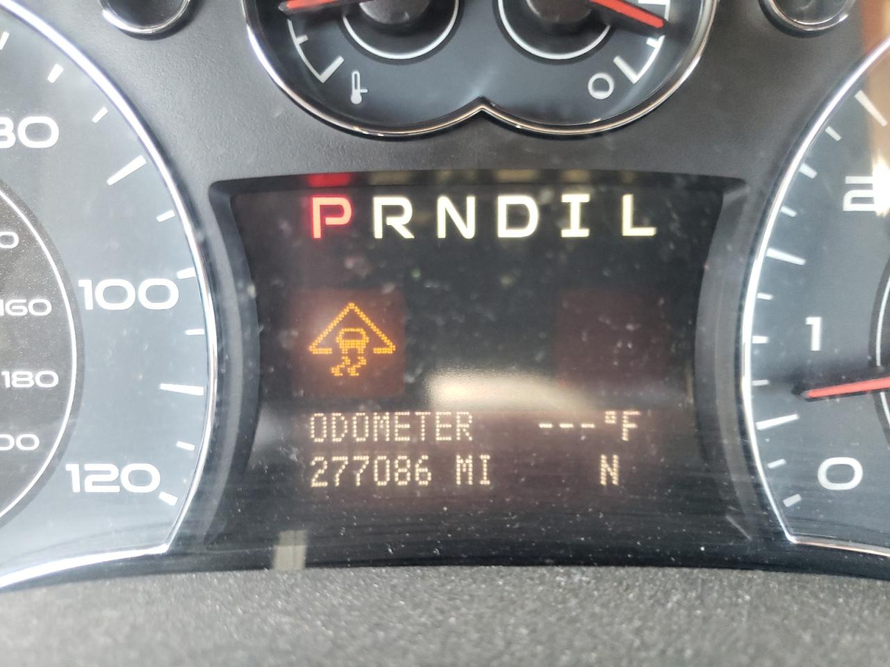 Photo 8 from auction – 2008 PONTIAC TORRENT with VIN 2CKDL33F786338680