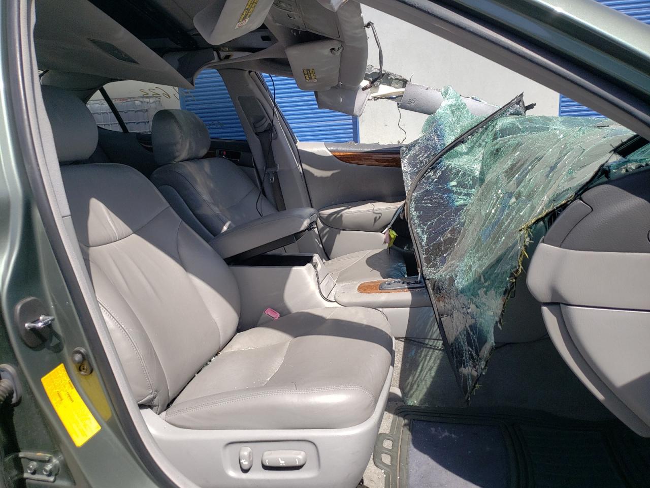 Photo 5 from auction – 2005 LEXUS ES 330 with VIN JTHBA30G655089909