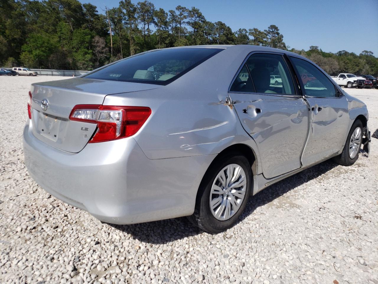 Photo 4 from auction – 2012 TOYOTA CAMRY BASE with VIN 4T1BF1FK0CU121058