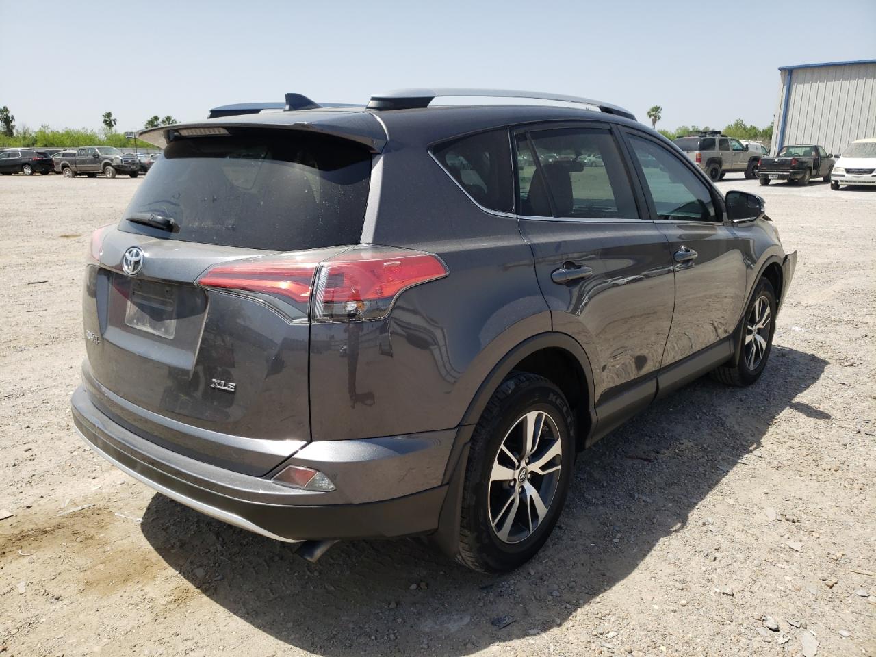 Photo 4 from auction – 2016 TOYOTA RAV4 XLE with VIN 2T3WFREV3GW283792