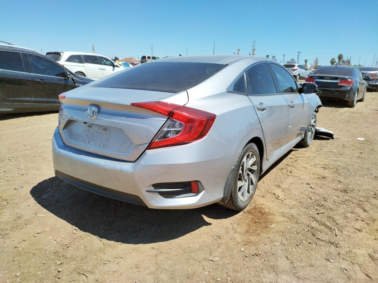 Photo 4 from auction – 2016 HONDA CIVIC EX with VIN 2HGFC2F75GH505170
