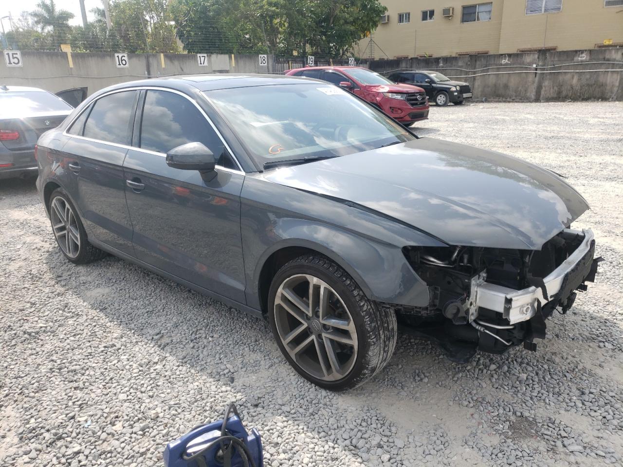 AUDI A3 PREMIUM 2019 with VIN WAUAUGFF6K1010507 - Photo from auction