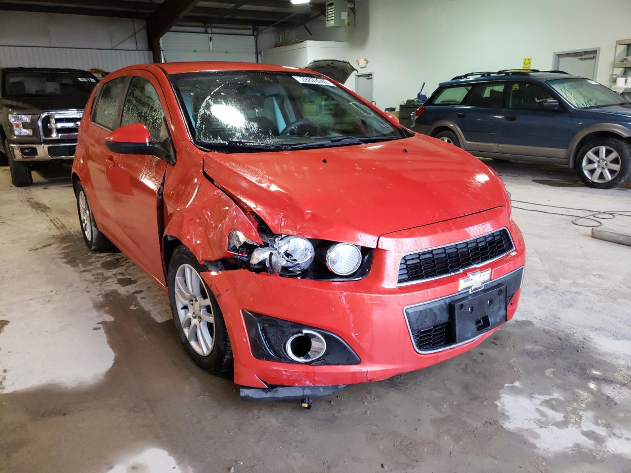 CHEVROLET SONIC LT 2012 con VIN 1G1JC6SH7C4218878 - Foto de la subasta