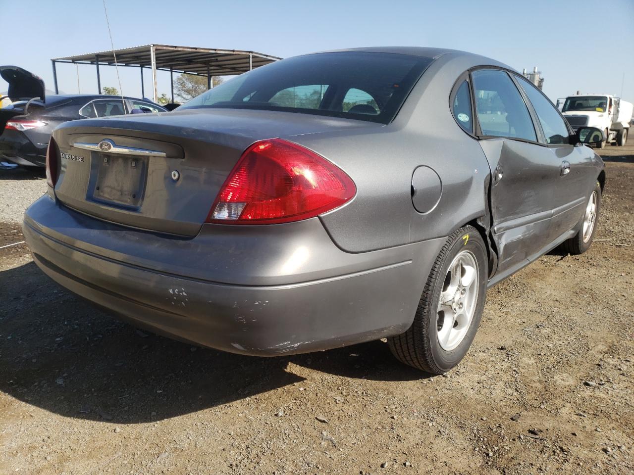 Photo 4 from auction – 2003 FORD TAURUS SE with VIN 1FAFP53203G269651