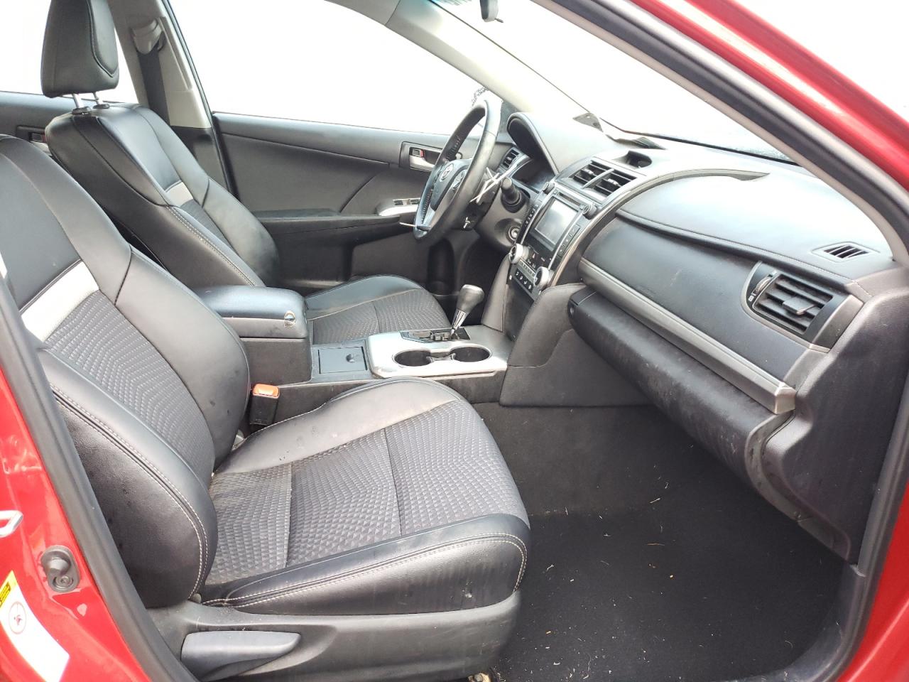 Photo 5 from auction – 2014 TOYOTA CAMRY L with VIN 4T1BF1FK3EU753054