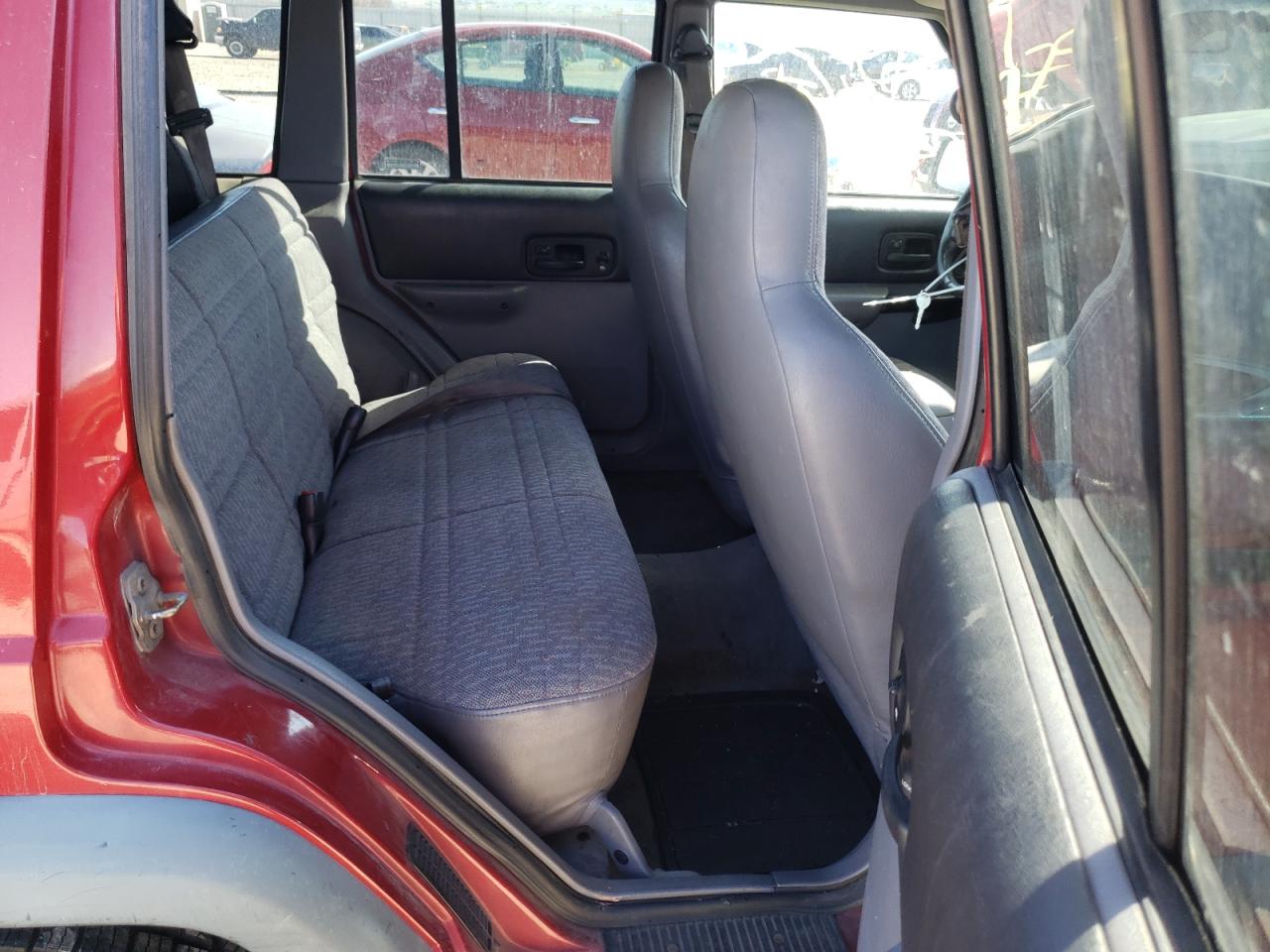 Photo 6 from auction – 1998 JEEP CHEROKEE S with VIN 1J4FJ68S7WL285250