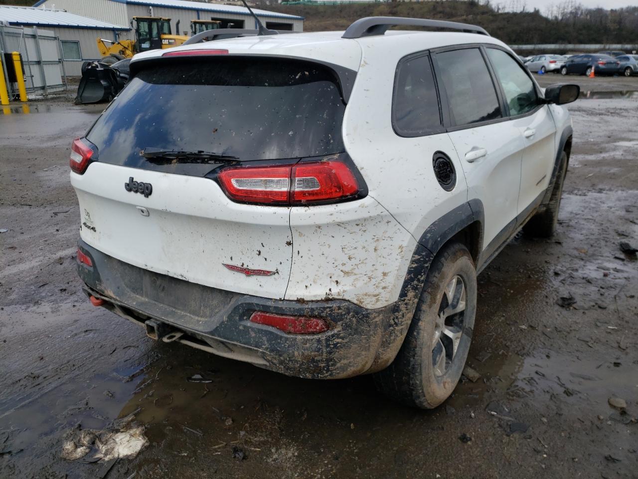 Photo 4 from auction – 2014 JEEP CHEROKEE T with VIN 1C4PJMBSXEW184997