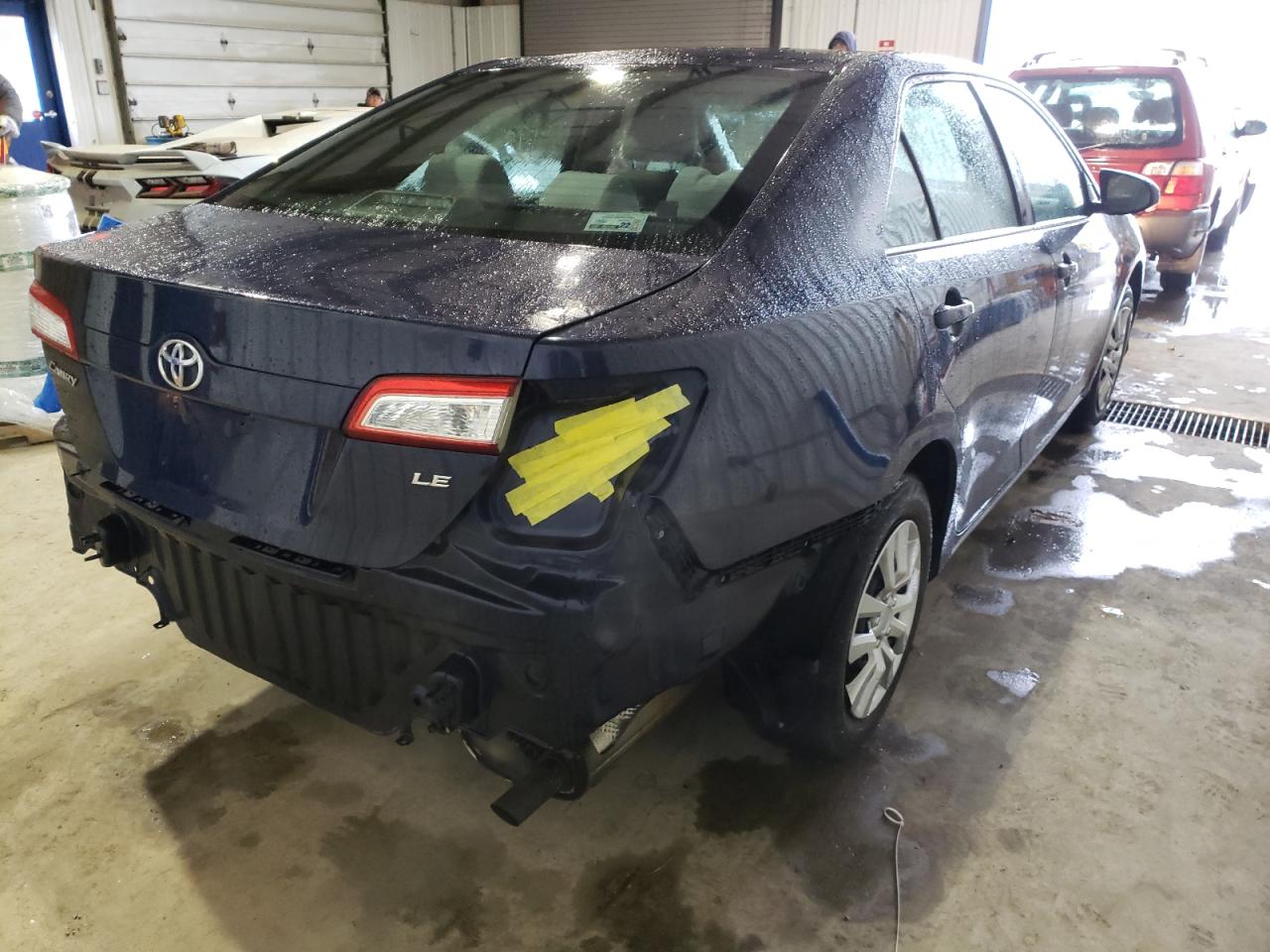 Photo 4 from auction – 2014 TOYOTA CAMRY L with VIN 4T4BF1FK8ER396931
