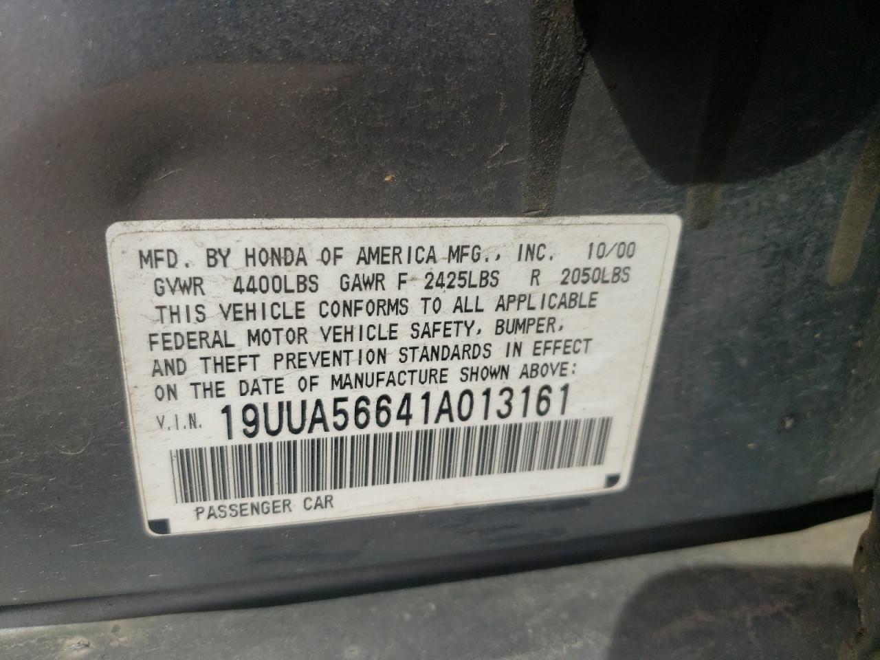 Photo 10 from auction – 2001 ACURA 3.2TL with VIN 19UUA56641A013161