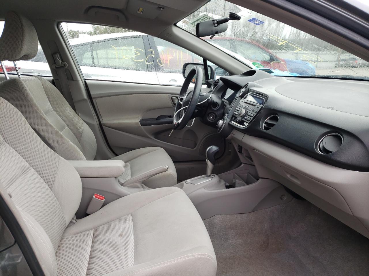 Photo 5 from auction – 2011 HONDA INSIGHT LX with VIN JHMZE2H50BS007914