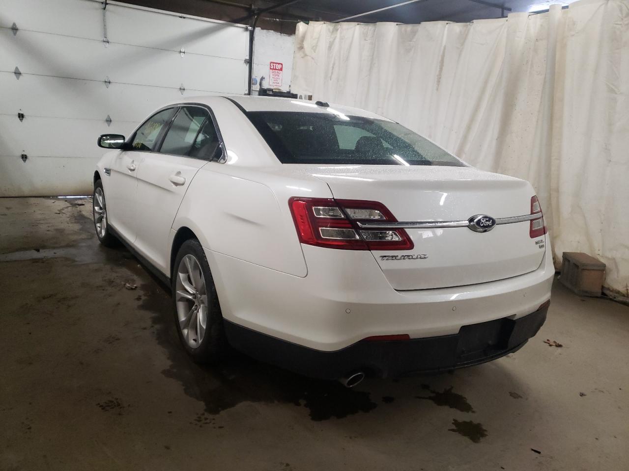 Photo 3 from auction – 2013 FORD TAURUS SEL with VIN 1FAHP2H83DG180341