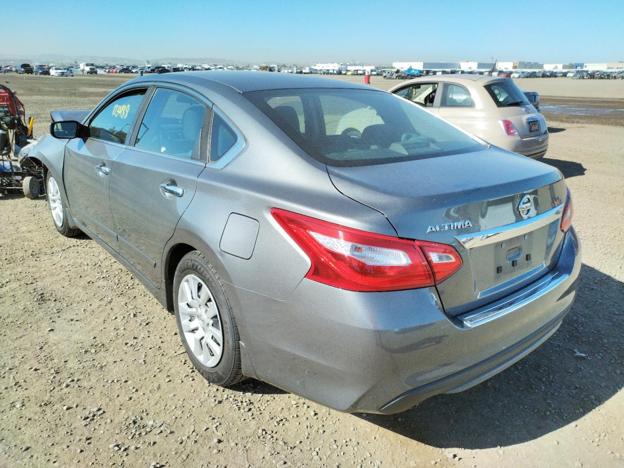 Photo 3 from auction – 2016 NISSAN ALTIMA 2.5 with VIN 1N4AL3APXGN376636