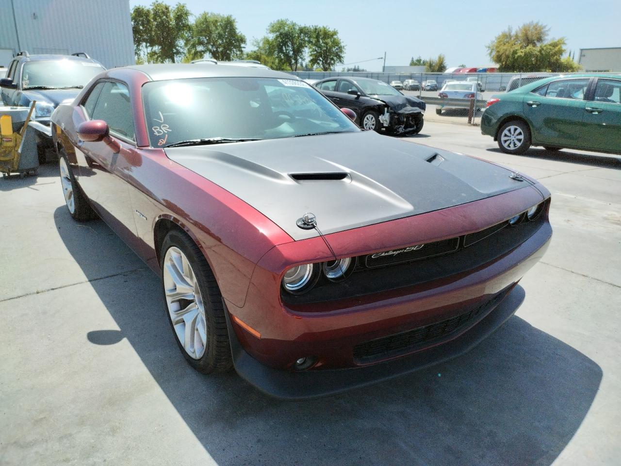 DODGE CHALLENGER 2020 with VIN 2C3CDZBT8LH230743 - Photo from auction