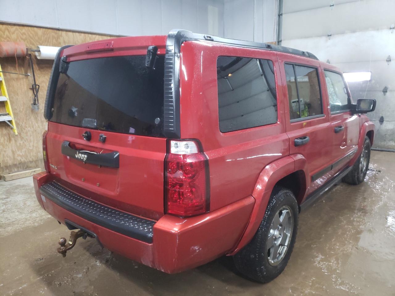Photo 4 from auction – 2006 JEEP COMMANDER with VIN 1J8HG48KX6C127401