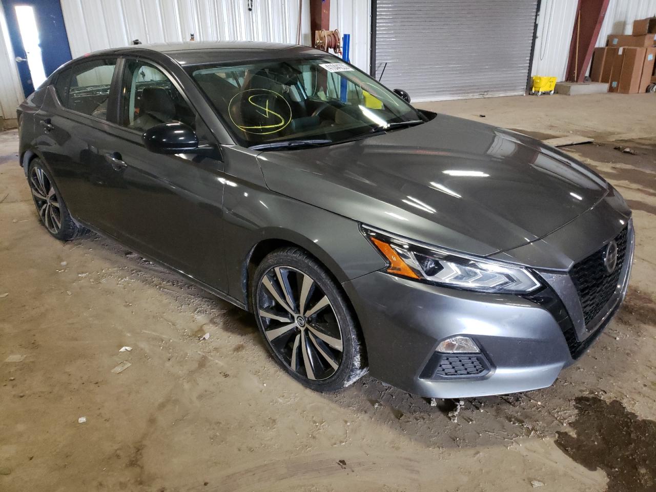 NISSAN ALTIMA SR 2019 with VIN 1N4BL4CV4KC165359 - Photo from auction