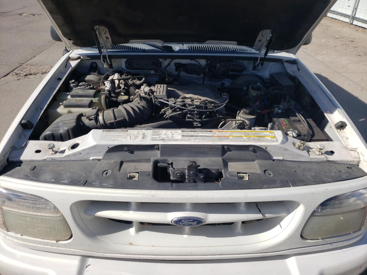 Photo 7 from auction – 2001 FORD EXPLORER L with VIN 1FMDU85P91ZA00226