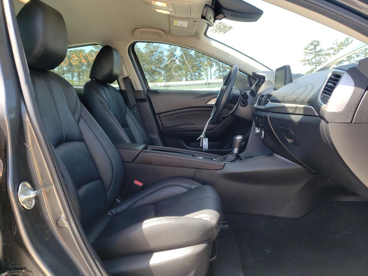 Photo 5 from auction – 2018 MAZDA 3 TOURING with VIN 3MZBN1V3XJM204996