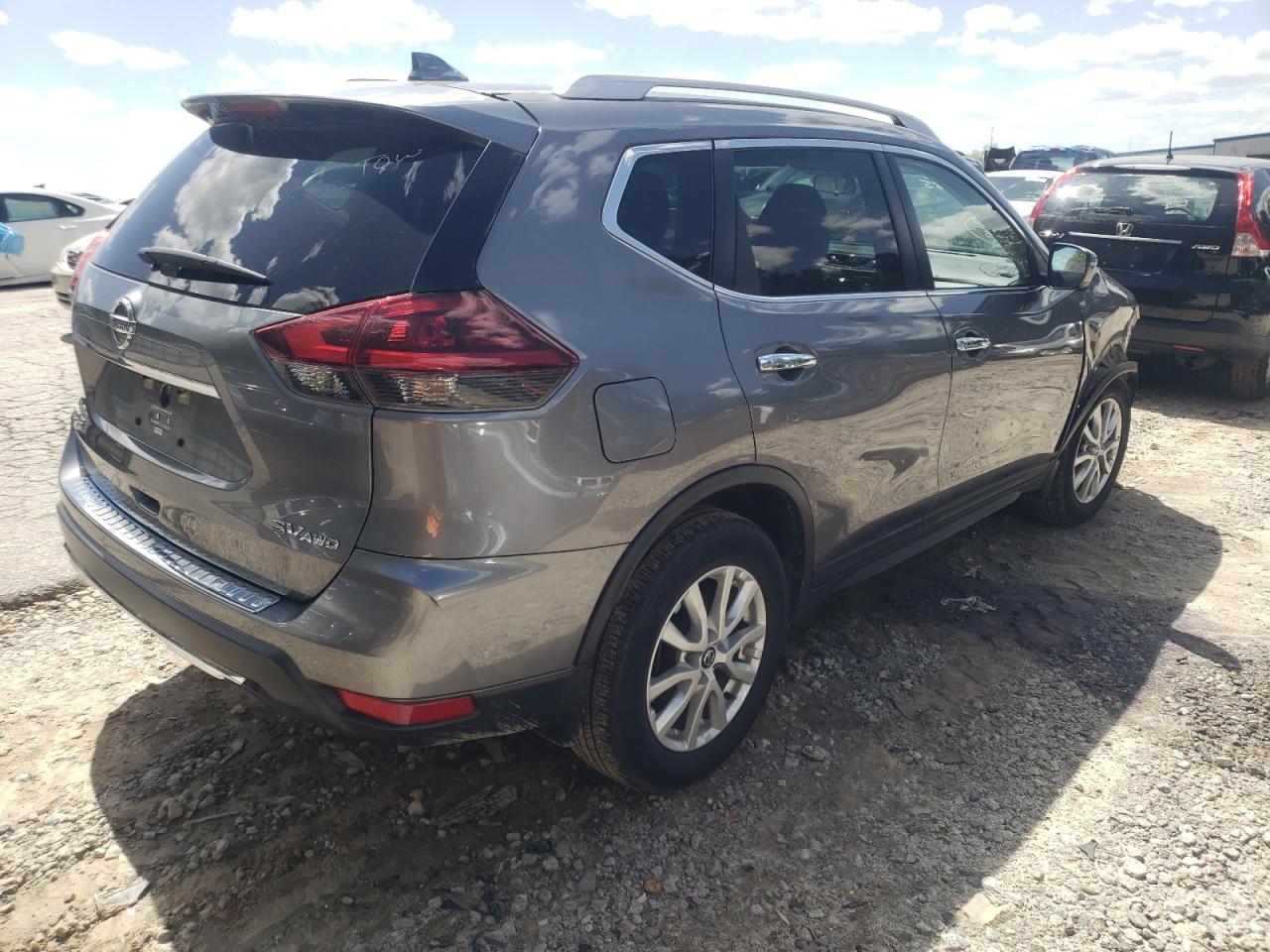 Photo 4 from auction – 2018 NISSAN ROGUE S with VIN KNMAT2MV7JP610385