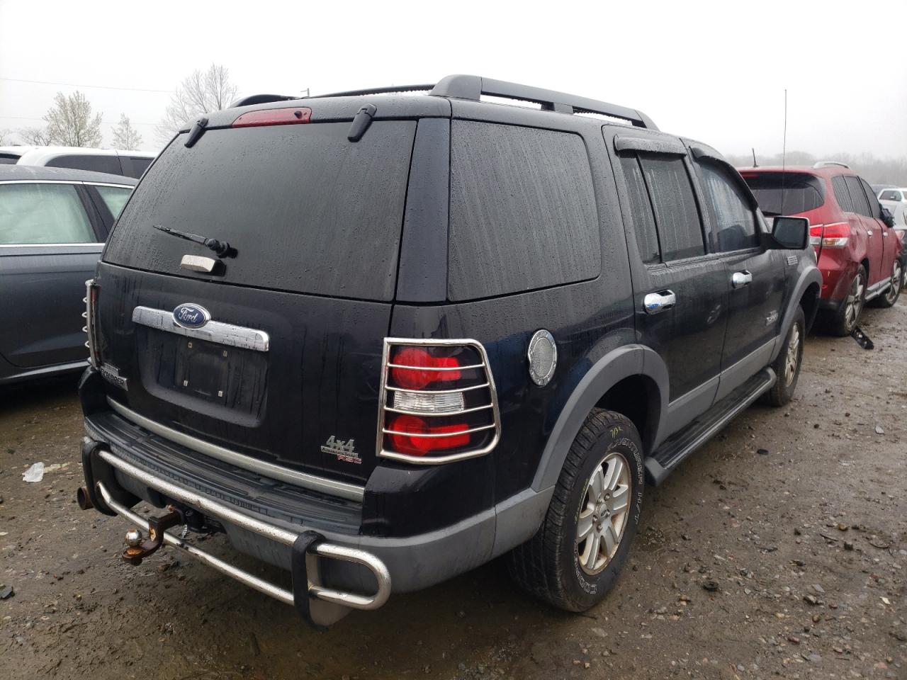 Photo 4 from auction – 2006 FORD EXPLORER X with VIN 1FMEU73E66UA12063
