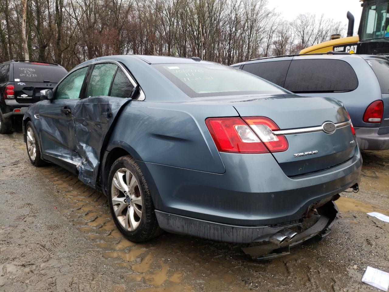 Photo 3 from auction – 2010 FORD TAURUS SEL with VIN 1FAHP2EW3AG127105