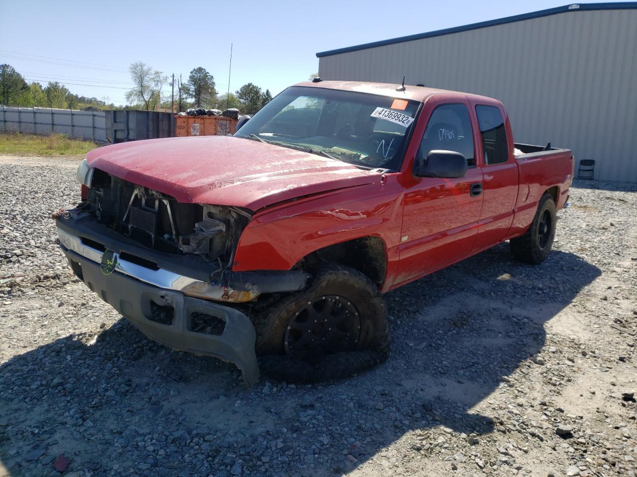 Photo 2 from auction – 2004 CHEVROLET SILVERADO with VIN 2GCEK19T241106351