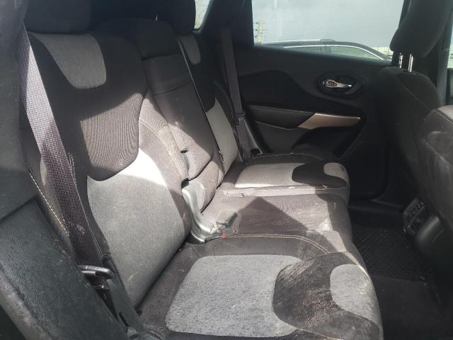 Photo 6 from auction – 2018 JEEP CHEROKEE L with VIN 1C4PJLCB9JD543027